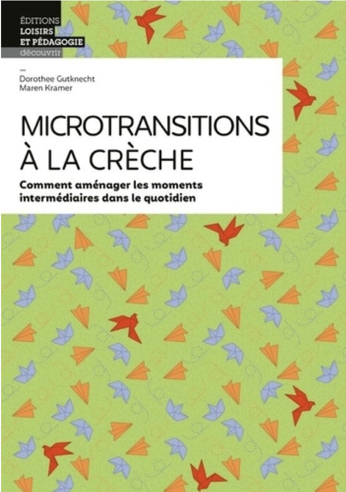 Dorothee Gutknecht, Maren Kramer Ouvrage inspiré des travaux de recherche réalisés par la pédiatre hongroise Emmi Pikler Plus de 50 photos pour illustrer les thèmes développés dans le livre Avec de nombreux encadrés ainsi que des suggestions de comptines et chansons pour accompagner les activités du quotidien Dans les crèches, le quotidien des enfants et des équipes éducatives est rythmé par un grand nombre de moments intermédiaires, ou microtransitions: il s’agit par exemple de passer du temps du jeu à celui du repas, de l’intérieur à l’extérieur, d’un espace à un autre, mais aussi de l’équipe du matin à celle de l’après-midi. Ces moments sont souvent les plus stressants et les plus difficiles à gérer. Cet ouvrage propose aux équipes éducatives de multiples pistes d’action concrètes et un large éventail de méthodes pour organiser les microtransitions du quotidien de façon plus attentive, harmonieuse et sereine Editions Loisirs et Pédagogie, 2021 Vous pouvez commander cet ouvrage à l'adresse suivante: pikler@bluewin.ch